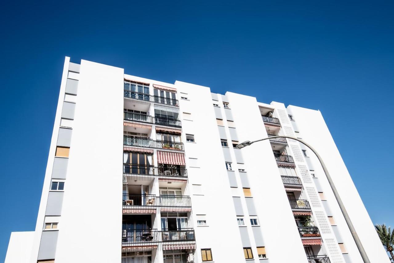 Lola Playa Puerto Marina Benalmádena Exterior foto